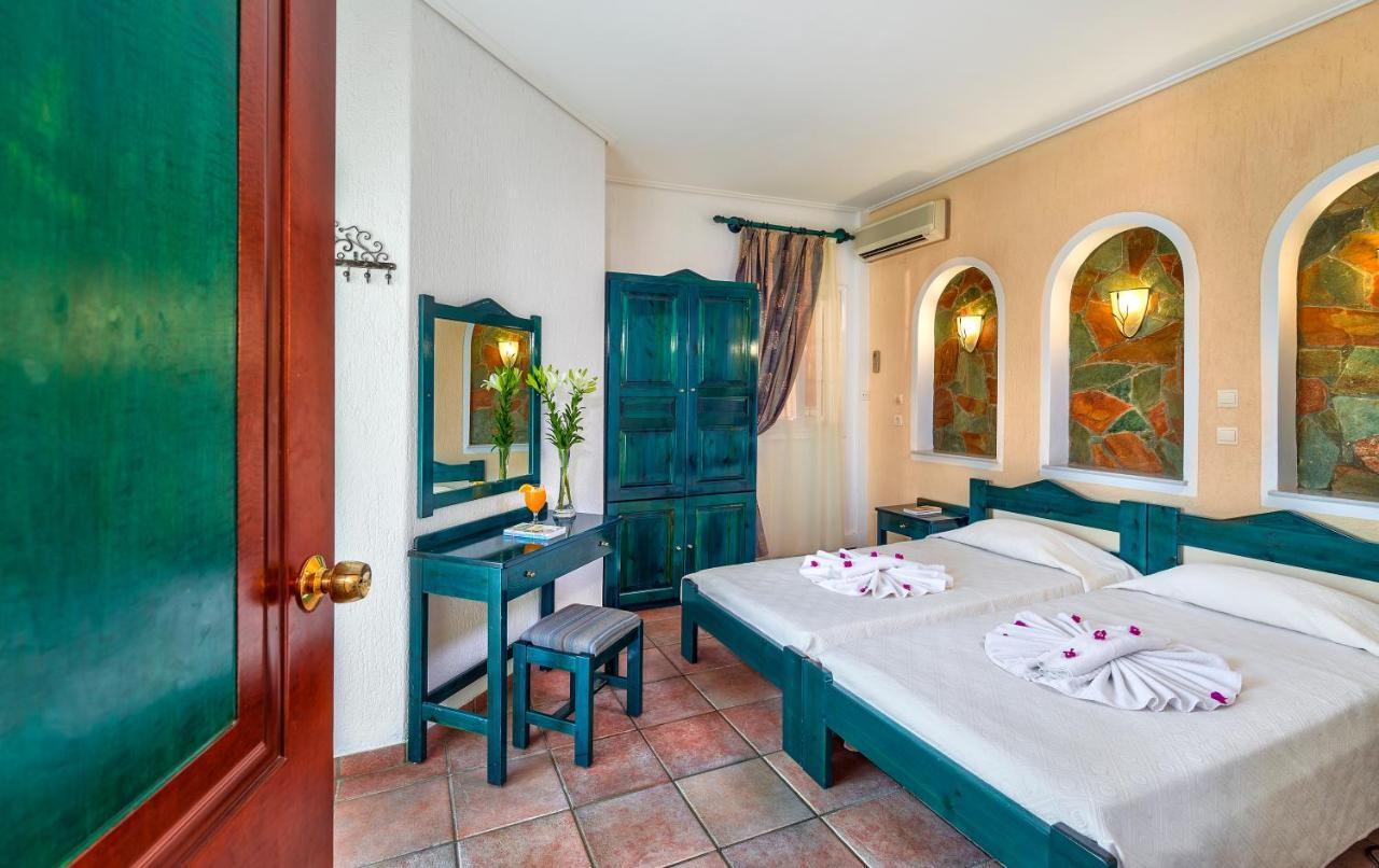 Hotel Castle Suites Platanés Esterno foto